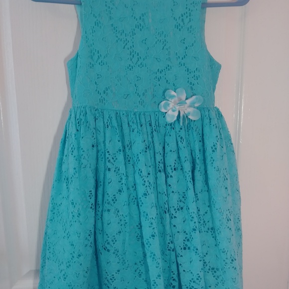 Children's Dress - Picture 2 of 6